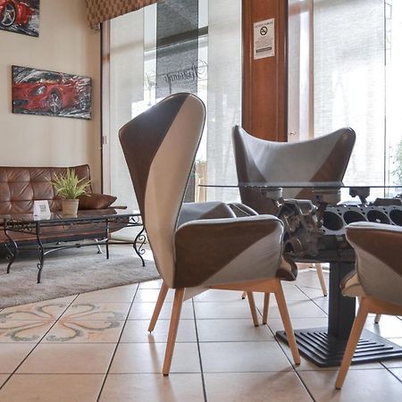 Hotel Domus Maranello Zewnętrze zdjęcie